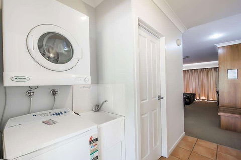Shamrock Gardens Motel - Holiday Adelaide 4