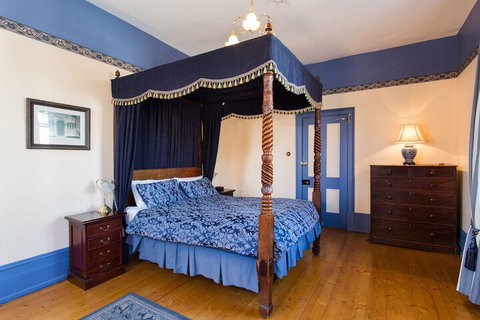 The Grand Old Duke - Holiday Adelaide 2