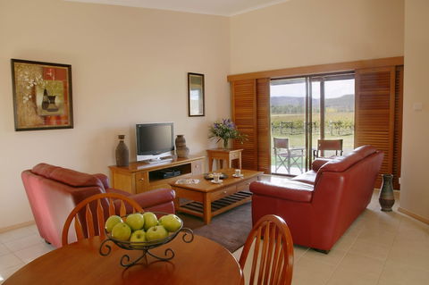 Nightingale Luxury Villas - Holiday Adelaide 4