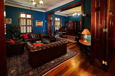 The Regents Park Mansion - Holiday Adelaide 5