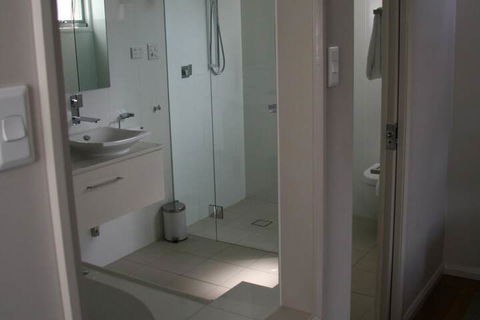 Chaucer Palms Boutique Bed & Breakfast - Holiday Adelaide 6