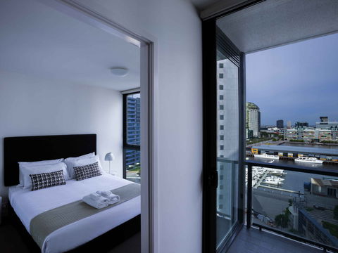 The Sebel Residences Melbourne Docklands - Holiday Adelaide 6