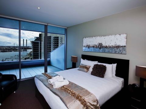 The Sebel Residences Melbourne Docklands - Holiday Adelaide 10