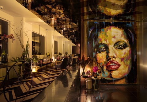 Adelphi Hotel - Holiday Adelaide 2