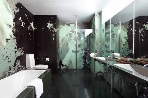Adelphi Hotel - Holiday Adelaide 5