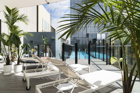 Adelphi Hotel - Holiday Adelaide 8