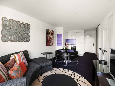 The Sebel Melbourne Docklands - Holiday Adelaide 5