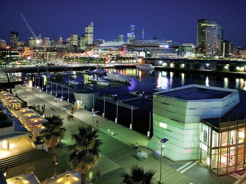 The Sebel Melbourne Docklands - Holiday Adelaide 17