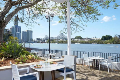 The Stamford Plaza Brisbane - Holiday Adelaide 9
