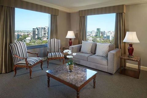 The Stamford Plaza Brisbane - Holiday Adelaide 11