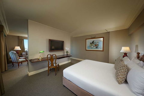 The Stamford Plaza Brisbane - Holiday Adelaide 12