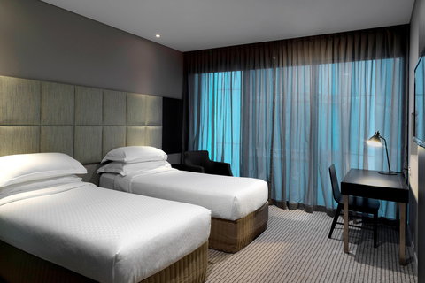 Four Points by Sheraton Brisbane - Holiday Adelaide 2
