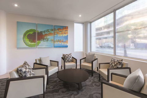 Rendezvous Hotel Perth Central - Holiday Adelaide 2