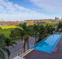 Crowne Plaza Perth - Holiday Adelaide