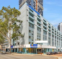 Comfort Inn  Suites Goodearth - Holiday Adelaide
