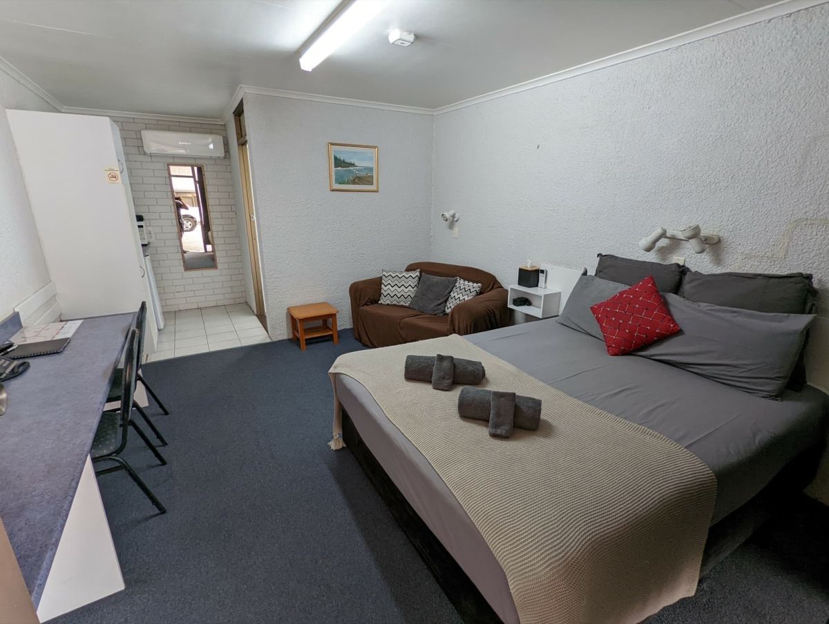 Augathella QLD Holiday Adelaide