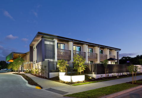 The Glen Hotel & Suites - Holiday Adelaide 0
