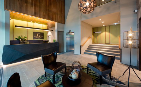The Glen Hotel & Suites - Holiday Adelaide 1