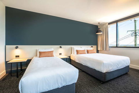 Chardons Corner Hotel - Holiday Adelaide 9