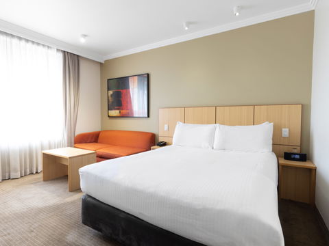 Mercure Brisbane Garden City - Holiday Adelaide 5