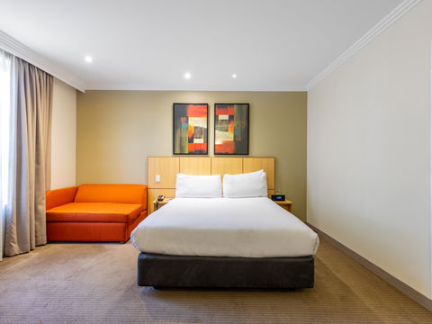 Mercure Brisbane Garden City - Holiday Adelaide 13