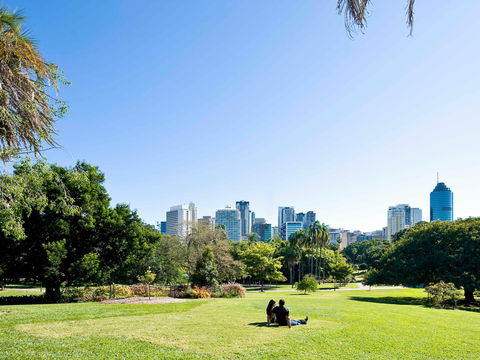 Mercure Brisbane Garden City - Holiday Adelaide 17