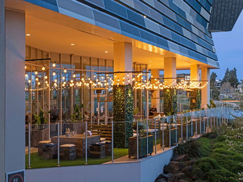 Mercure Melbourne Caroline Springs - Holiday Adelaide 13