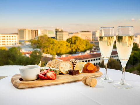 Novotel Canberra - Holiday Adelaide 2