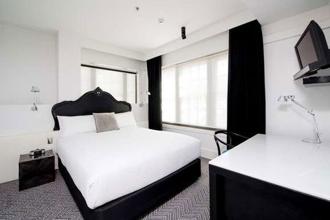 Peppers Gallery Hotel, Canberra - Holiday Adelaide 4