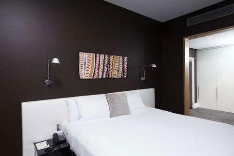 Peppers Gallery Hotel, Canberra - Holiday Adelaide 7