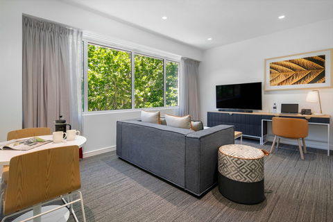 Quest Canberra City Walk - Holiday Adelaide 7