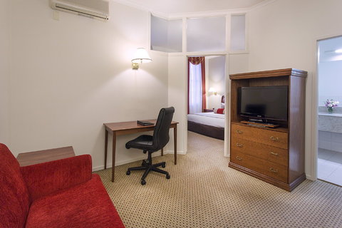 Hotel Grand Chancellor on Currie - Holiday Adelaide 12