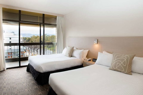 The Terrace Hotel - Holiday Adelaide 6