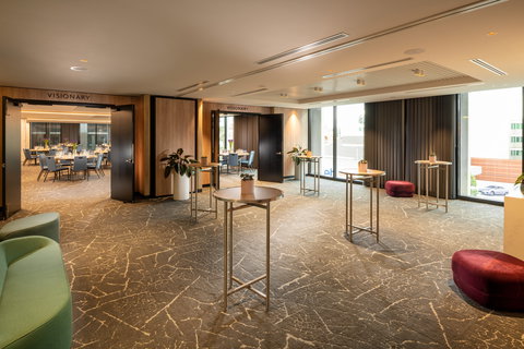 Crowne Plaza Adelaide - Holiday Adelaide 7