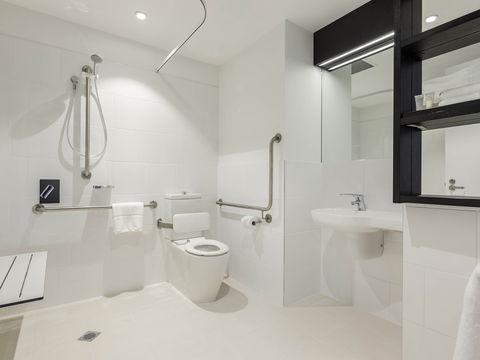 Ibis Adelaide - Holiday Adelaide 4