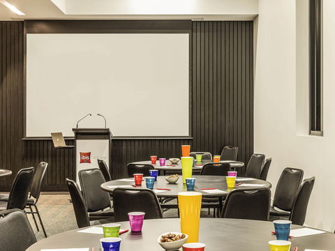 Ibis Adelaide - Holiday Adelaide 9