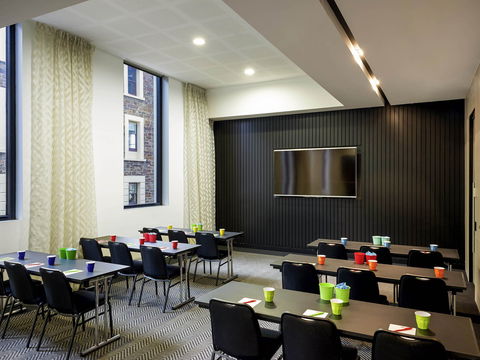 Ibis Adelaide - Holiday Adelaide 10