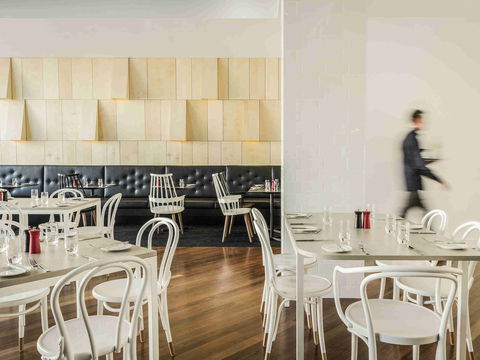 Ibis Adelaide - Holiday Adelaide 16