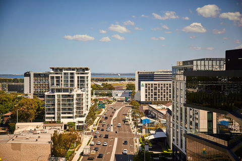 Holiday Inn Sydney Airport - Holiday Adelaide 2