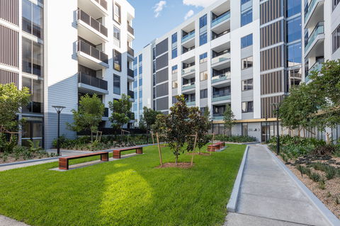Meriton Suites Sydney Airport - Holiday Adelaide 3
