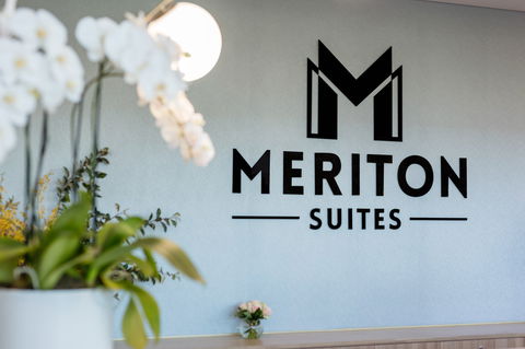 Meriton Suites Sydney Airport - Holiday Adelaide 4