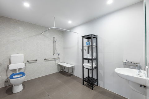 Meriton Suites Sydney Airport - Holiday Adelaide 10