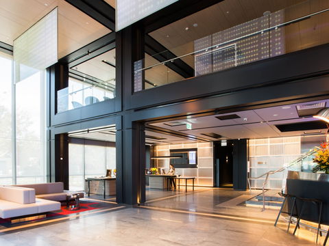 Pullman Sydney Airport Hotel - Holiday Adelaide 2