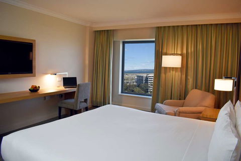 Stamford Plaza Sydney Airport - Holiday Adelaide 3