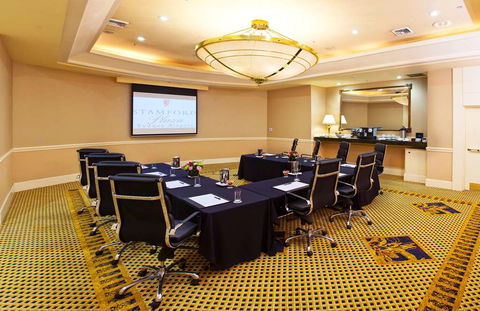 Stamford Plaza Sydney Airport - Holiday Adelaide 8
