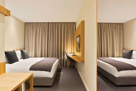 Mantra Hotel At Sydney Airport - Holiday Adelaide 1