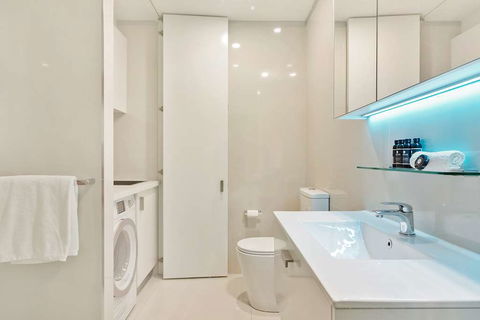 Good Life Suites - Holiday Adelaide 8