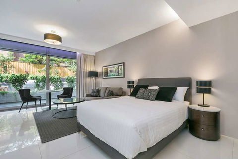 Good Life Suites - Holiday Adelaide 9