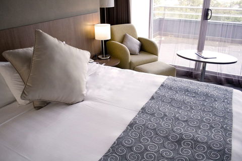 Hotel Urban St Leonards - Holiday Adelaide 6