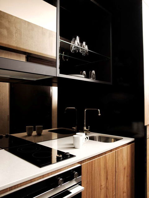 A By Adina Canberra - Holiday Adelaide 17